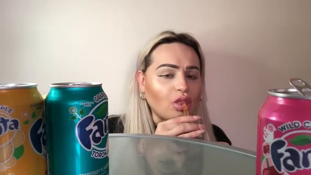 TRYING NEW WEIRD FLAVORS OF FANTA! TRYING NEW SWEDISH FISH! TASTE TEST смотреть онлайн