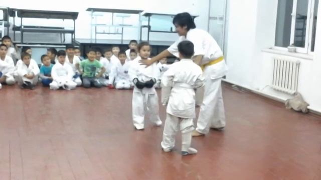 Сезим 87, каратэ- сэнпай Айдана смотреть онлайн