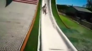 Крутой трамплин для бассейна