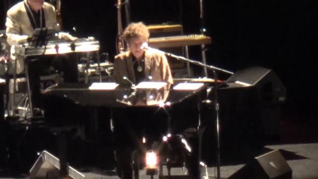 Bob Dylan - Make You Feel My Love (Live @ Altice Arena - Portugal) смотреть онлайн