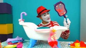 Кукла БЕБИ БОН купается в ванночке! - Смешные видео для детей. Весёлые игры дочки матери с Baby Born