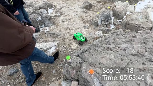 BAD WEATHER hits in the middle of C2 RC crawling comp! [Can a PRO driver beat the elements?] смотреть онлайн