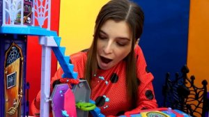 Вечеринка в стиле ЛЕДИ БАГ. Хлоя и Эдриан в костюмах Леди Баг. Видео ДЛЯ ДЕВОЧЕК