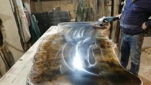 полировка столешницы с эпоксидной смолой