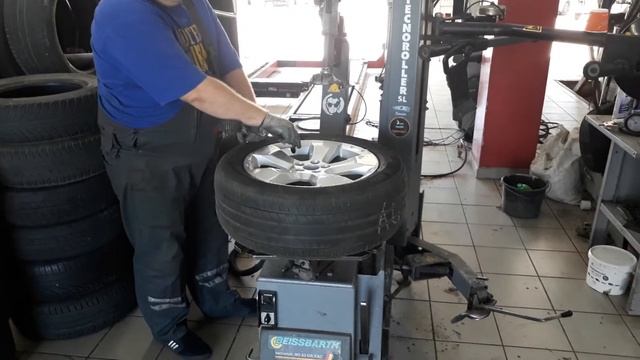 Шиномонтаж на автокомплексе PITLINE