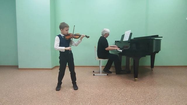 Филипп Иванов, 8 лет (скрипка). Н. Бакланова 