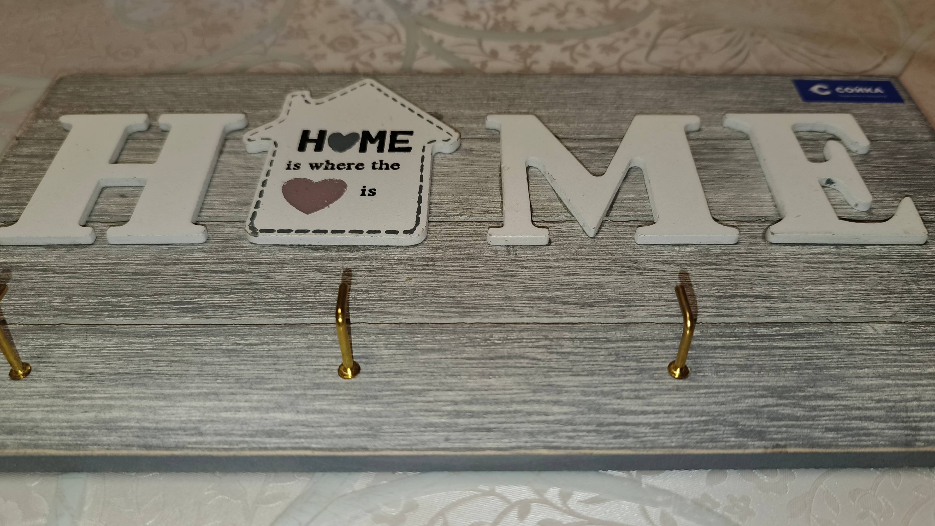 Ключница открытая настенная на 4 ключа