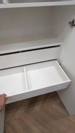 Шкаф в детскую комнату. Стильно и эргономично 👍