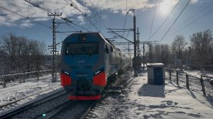 "На неправильный!" Электровоз ЭП2К - 502 с поездом "Аврора" на ст.Ушаки, февраль 2025 года