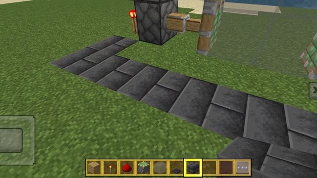 Как построить автоматическую дверь в Майнкрафте.