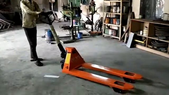 Hydraulic Pallet Truck 5T смотреть онлайн
