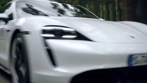 Porsche Taycan Turbo S 2021