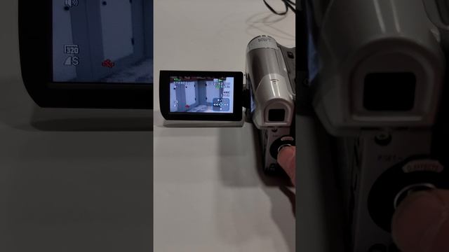 Canon ELURA100A Mini DV Video Camcorder 20x Zoom 800x Digital Tested Working Condition is Pre-owne смотреть онлайн