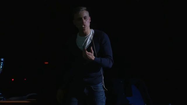 Гапонов Денис. Творческий / Мистер ИТМО 2016 смотреть онлайн