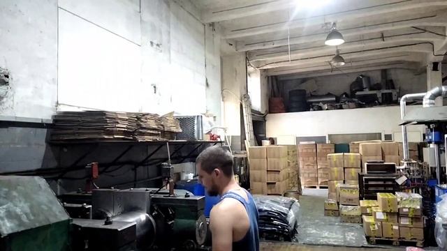 VLOG#1 РАБОТА НА ПРОИЗВОДСТВЕ РЕЗИНОВЫХ ИЗДЕЛИЙ (вальцовщик резиновых смесей) смотреть онлайн