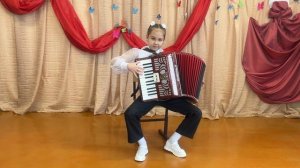 Губайдуллина Зарина - Роман Бажилин «Счастливый цыпленок»