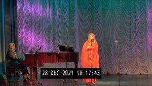 Поет Лариса Венедиктова Дунаевский "Черная стрелка" из к-фа "Веселые ребята"