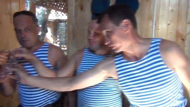 День ВДВ в Чебоксарах. Для ветеранов 103 ВДД смотреть онлайн