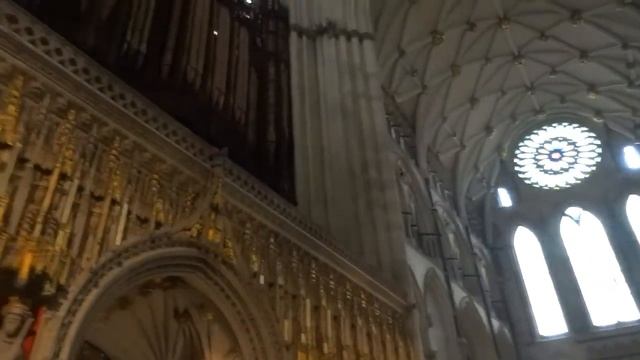 Choir in York Minster смотреть онлайн