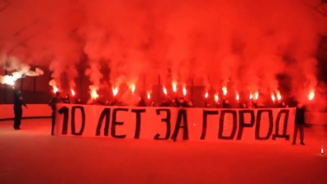 Перфоманс "10 ЛЕТ ЗА ГОРОД" смотреть онлайн