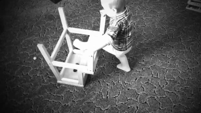 Папа в декретном отпуске Интро "табурет" смотреть онлайн