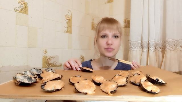 МУКБАНГ/ МАКАР В ДЕТСТВЕ И МОИ "ИНФАРКТЫ"/ ЗАПЕЧЕННЫЕ МИДИИ смотреть онлайн