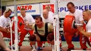 Petr Theuser (CZE) Squats 2.attempt 340 kg - 2005 Men's European Powerlifting Championships -100 kg