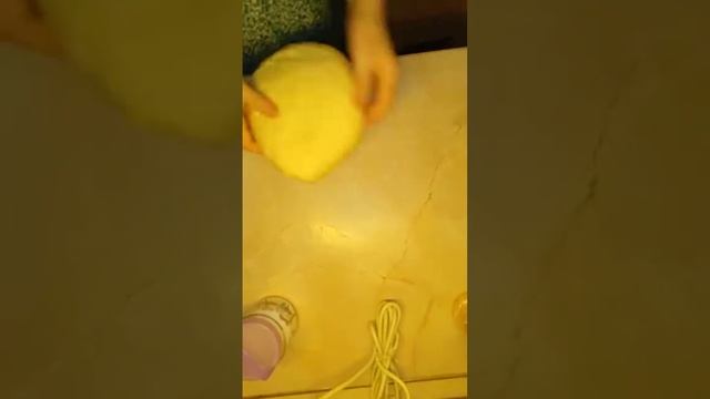 Один день со мной на кухне ! Пончики 🥯 вкусные, мягкие и пышные , готовлю первый раз. смотреть онлайн