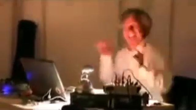 Мега диско в доме престарелых смотреть онлайн