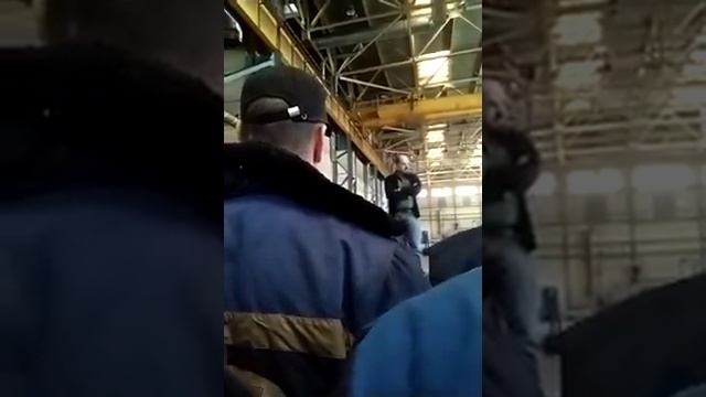На заводе в Татарстане 3 месяца без зарплаты, а начальник шлёт нах*й смотреть онлайн