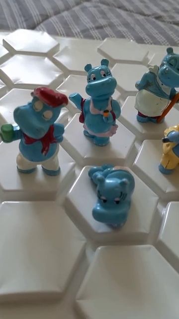 Игрушки бегемоты Kinder Сюрприз смотреть онлайн