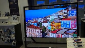 Лучший ТВ Samsung UE85S9AT 85 дюймов-супер!