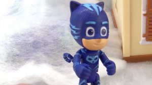 Ромео заморозил Героев в масках. Мультики для детей