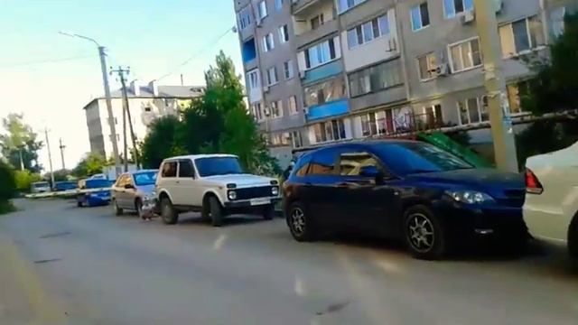 Лоли девочка гуляет смотреть онлайн