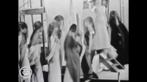 Юлия Борисова в спектакле "Принцесса Турандот"