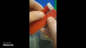 Сборка деревенского дома из лего .