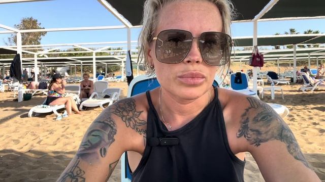 Борьба за место под солнцем ☀️ Ч.1 | Платные лежаки на пляже отеля Alba Resort смотреть онлайн