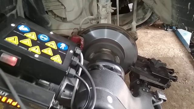 Pro Cut 9.1 Проточка тормозных дисков без снятия с автомобиля. Расточка дисков. смотреть онлайн