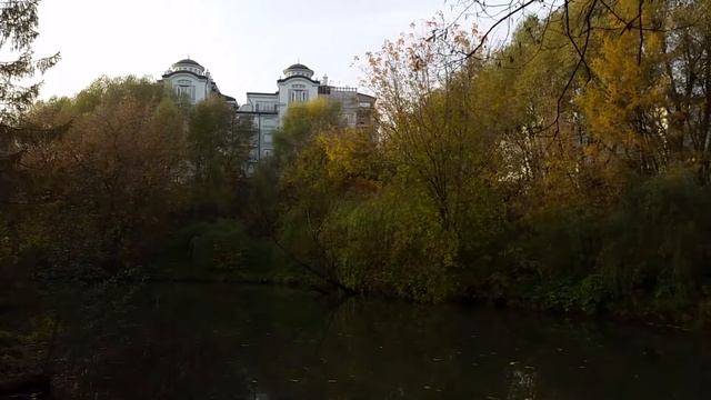 Осень в Москве. Покровское-Стрешнево. Октябрь 2020 г. смотреть онлайн