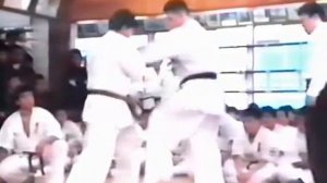 Hyakunin Kumite Kenji Yamaki - Хякунин Кумитэ Кендзи Ямаки