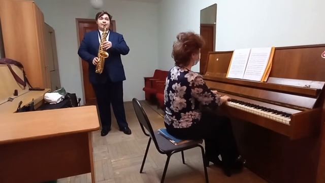 Каватина из оперы В. Беллини "Норма" "Casta diva" и В. А. Моцарт Соната k.304(ч.1)(вариант 2) смотреть онлайн