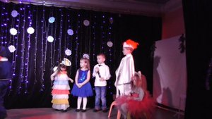 Петушок и краски. Спектакль театральной студии "Облака"