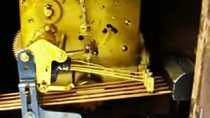 Каминные часы с четвертным боем 68 см