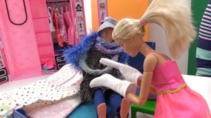 Видео для девочек. Барби ухаживает за Кеном.