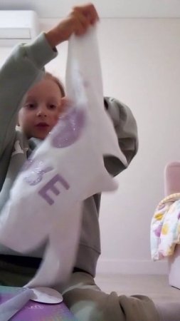 распаковка подарка который подарила мне моя подруга ❤️❤️❤️❤️