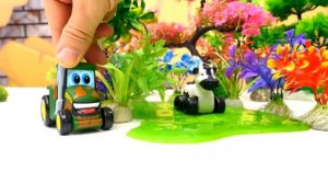 Автомастерская Федора и опасное БОЛОТО! Супергерои в видео про игрушки для мальчиков