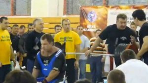 Alexei Neklyudov - bench press 330kg failed twice, Masters