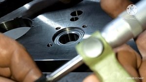 Шлифовка плиты пресс-формы 28х500х800 на плоскошлифовальном станке ELB SWB 15 VAI - U