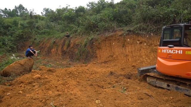 Rent An Excavator To Dig The Ground Build House - 11-Year-Old Boy Homeless Building A New Life смотреть онлайн