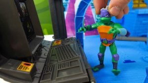 Видео игры – Черепашки Ниндзя спасают Мастера Сплинтера! – Новые игры для мальчиков с Ninja Turtles